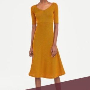 NWOT Zara Jacquard striped orange black dress size M